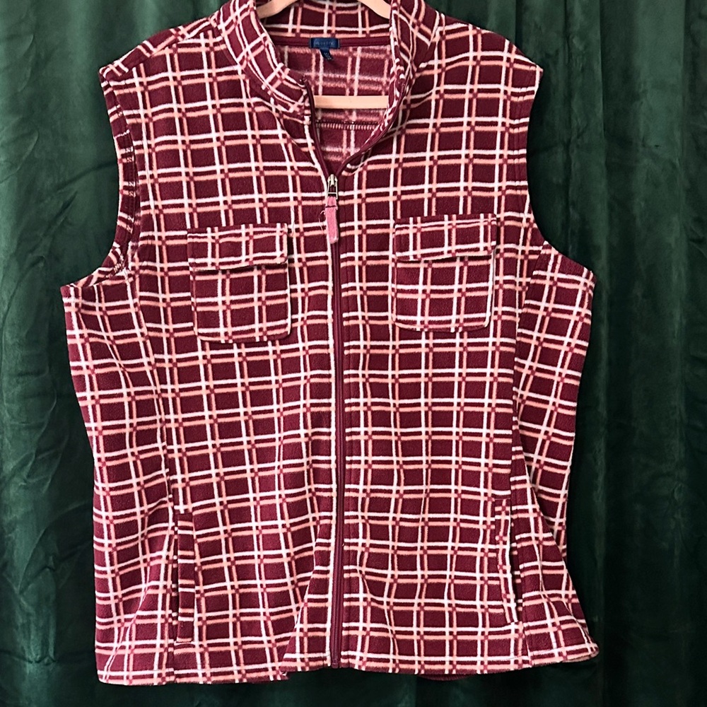 Sleeveless Zip Front Plaid Vest in Burgundy & Pink